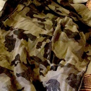 Cool Army print rectangle scarf